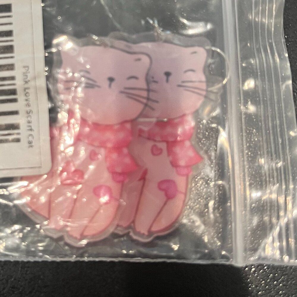 NWT Pink Valentines Day Heart Cat Earrings